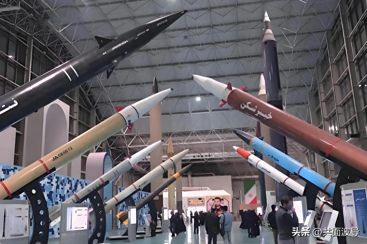 美国或许很纳闷，怎么伊朗还有导弹可以发射，美国和以色列，，都联合空袭伊朗十几天时