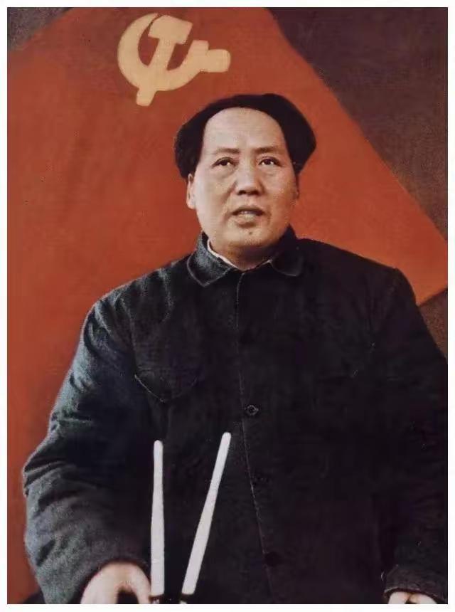 70年前未出现AI，毛主席早已看透科技终极真相
 
谁能想到，如今大火的人工智能