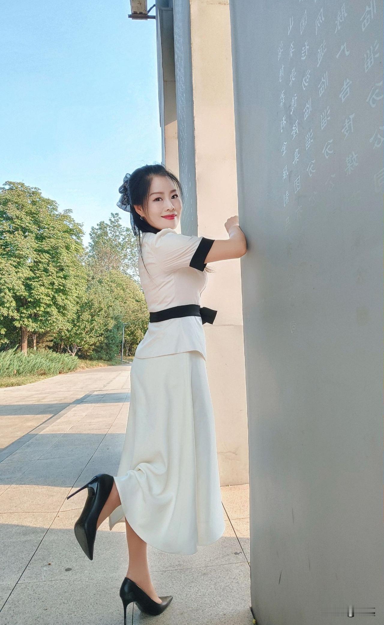 女人如何穿出含蓄的性感?