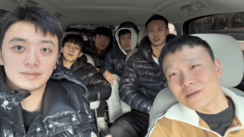 汕头明润俱乐部乒超联赛总决赛前的合影✌🏻🤳 