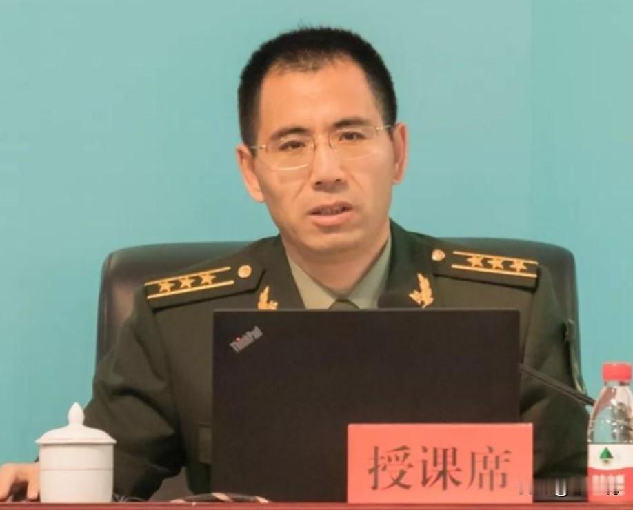 1979年5月，内蒙古47岁农民将仅有2个月大的弃婴抱回家中。不曾想32年后，弃