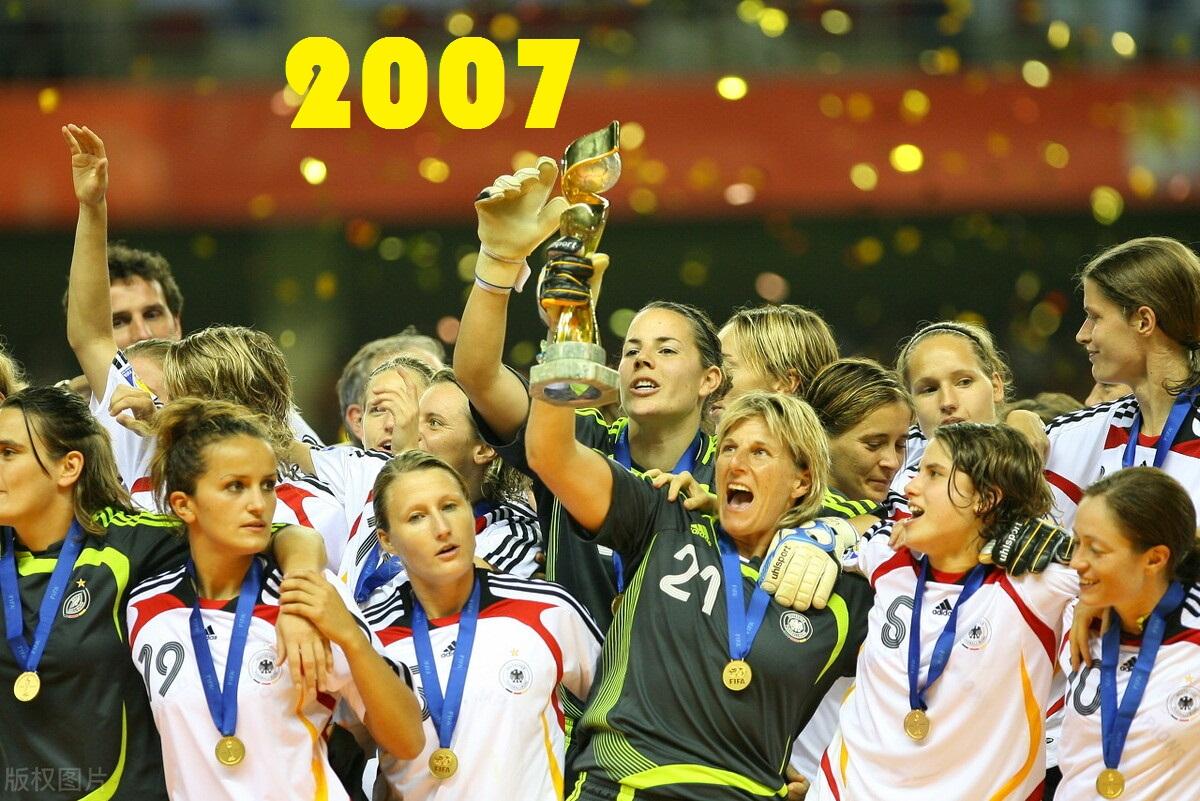 他们算真正的足球强国吗？[what]世界杯有史以来，仅有他们先后拿到了男足世界杯