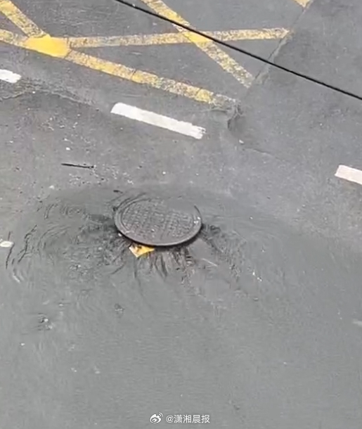 #5000万污水处理工程遇下雨污水横流#【云南一地花5千多万建污水处理工程，遇下