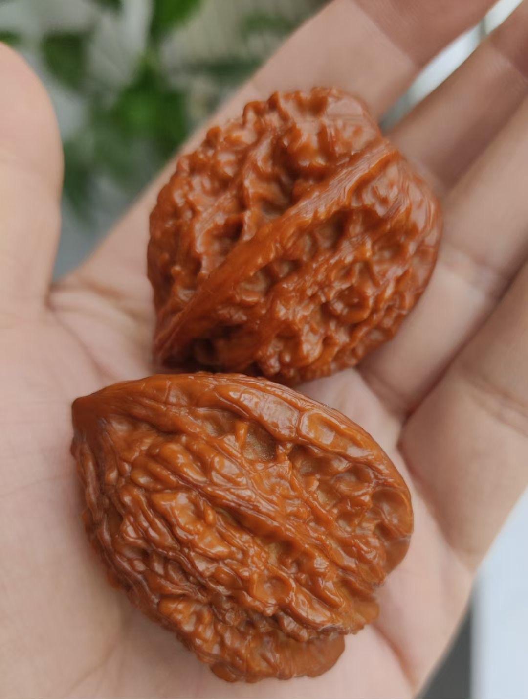 盘了两个多月了，这个鸡心很顺溜了，有点灰尘，最近工作忙，刷的少~