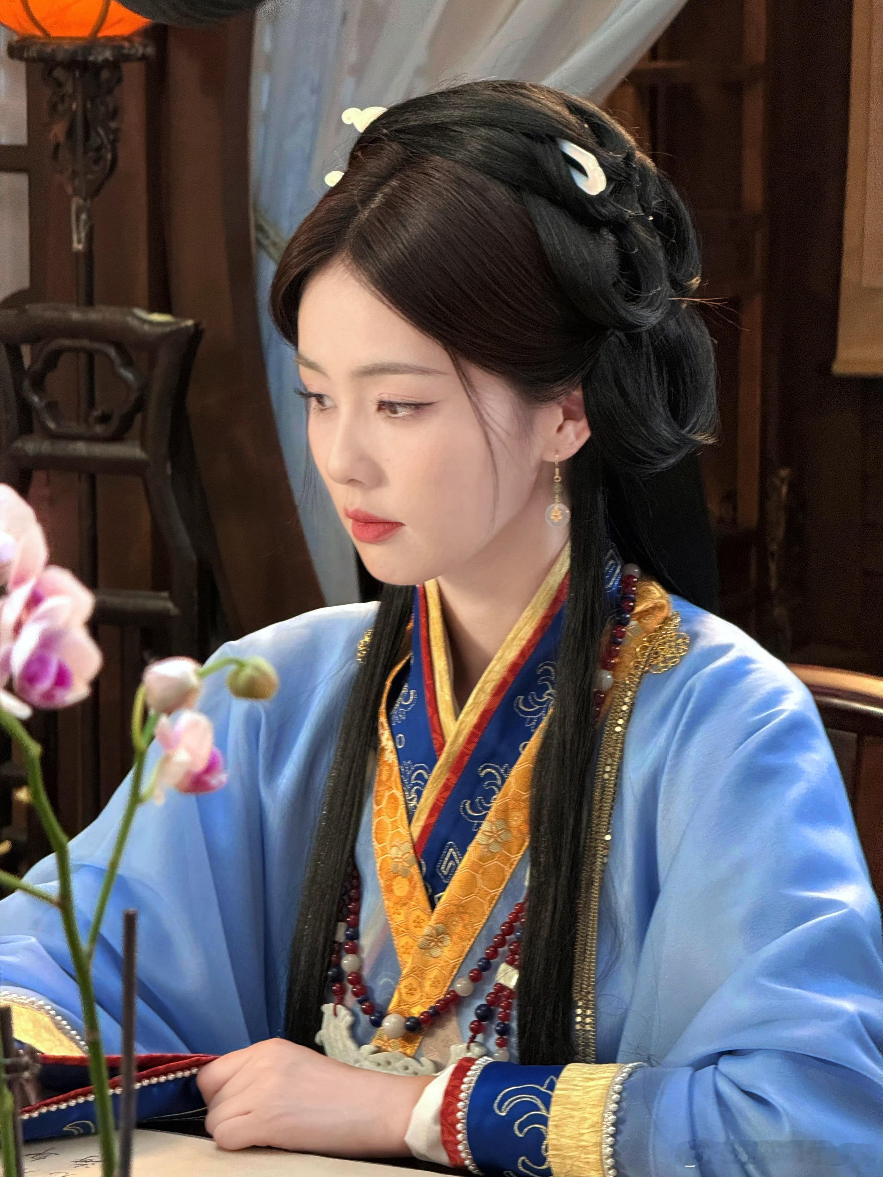 白鹿[超话]  [给你小心心]白鹿王韵娜 [给你小心心]白鹿开到荼蘼 「产出 |