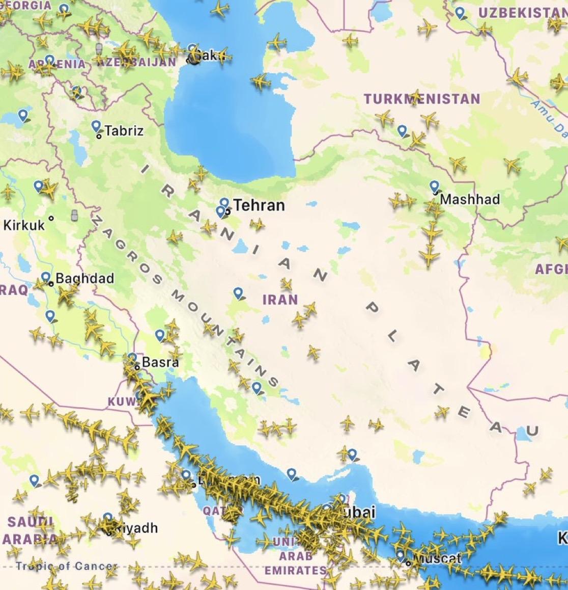 由于担心美国发动军事打击，伊朗昨晚发布了航行通告（NOTAM），此后，伊朗上空的