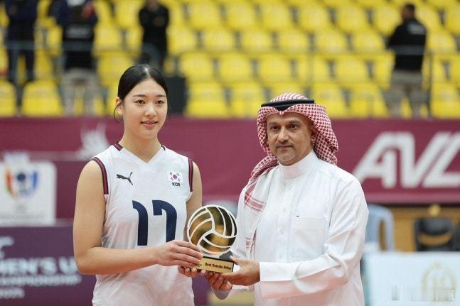 “小金软景”孙瑞妍成为金软景基金会奖学金获得者 KYK基金会，向获得U16女排亚