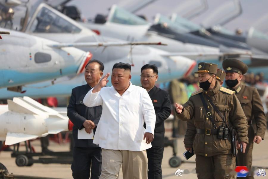 朝鲜空军的Kh-29L激光制导空地导弹，射程为8-10公里 ​​​