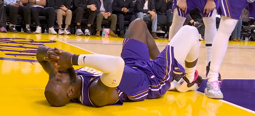 今日复盘 G24vs马刺  没苦硬吃1.常说湖人比赛观感浪，并不是给防守找理由托