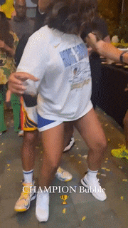 库里这一大家真会玩啊！！！ 