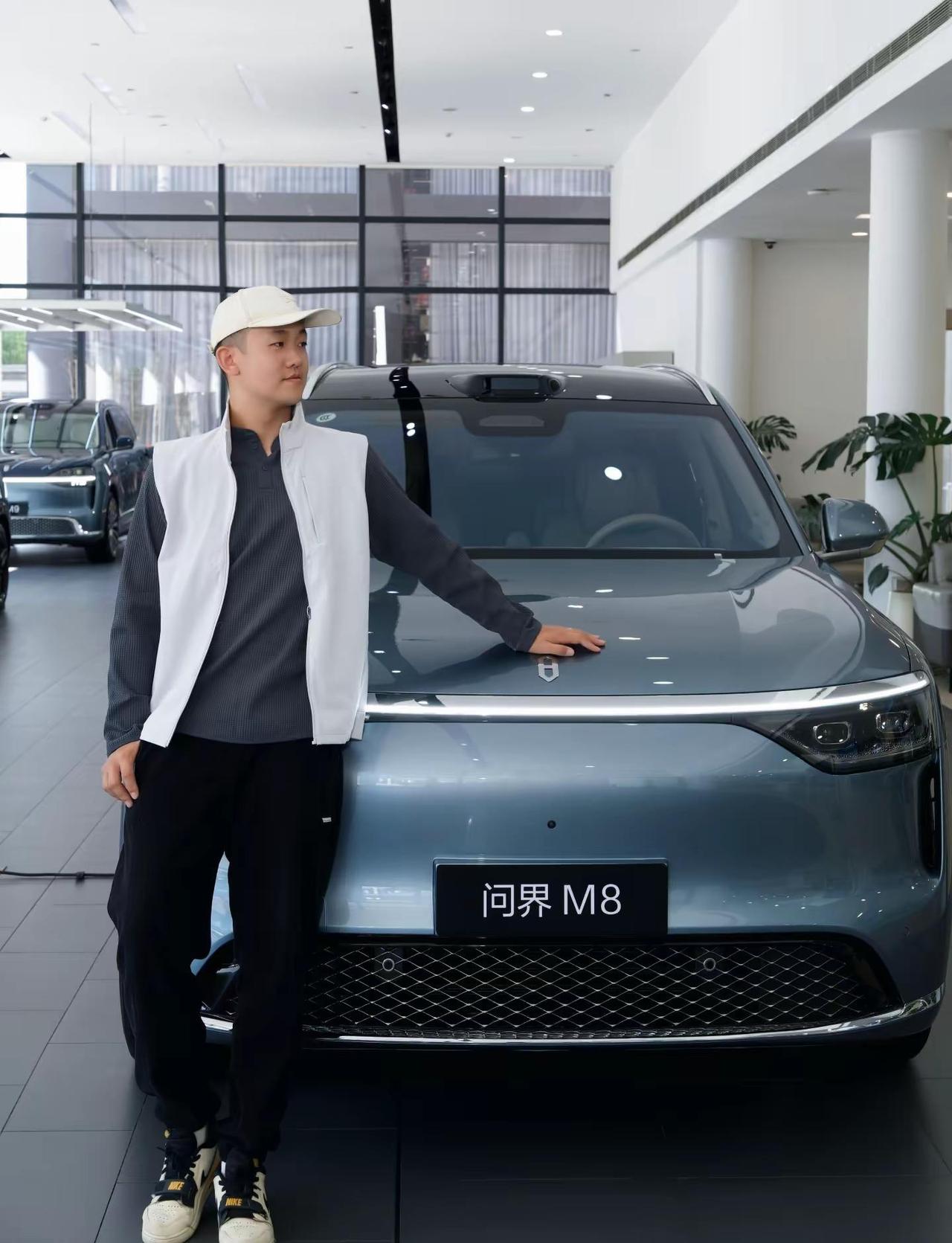 太原看车🚗｜家用6座SUV终于选到满意。最近陪家里看大六座SUV，来红灯笼体育