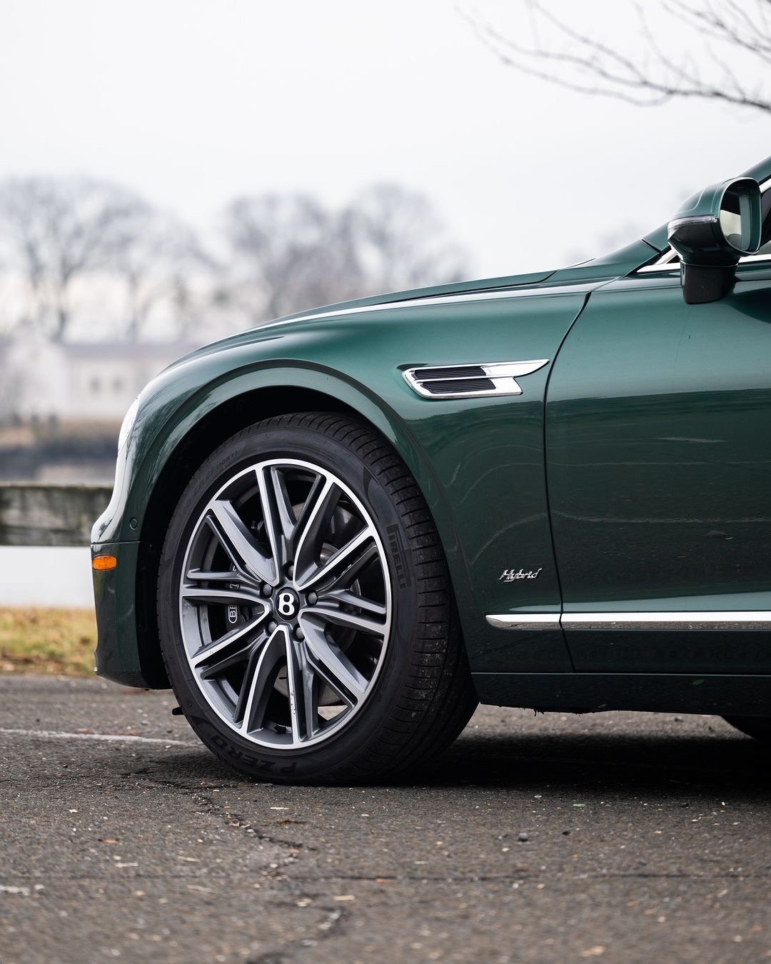 宾利 Flying Spur ​​​