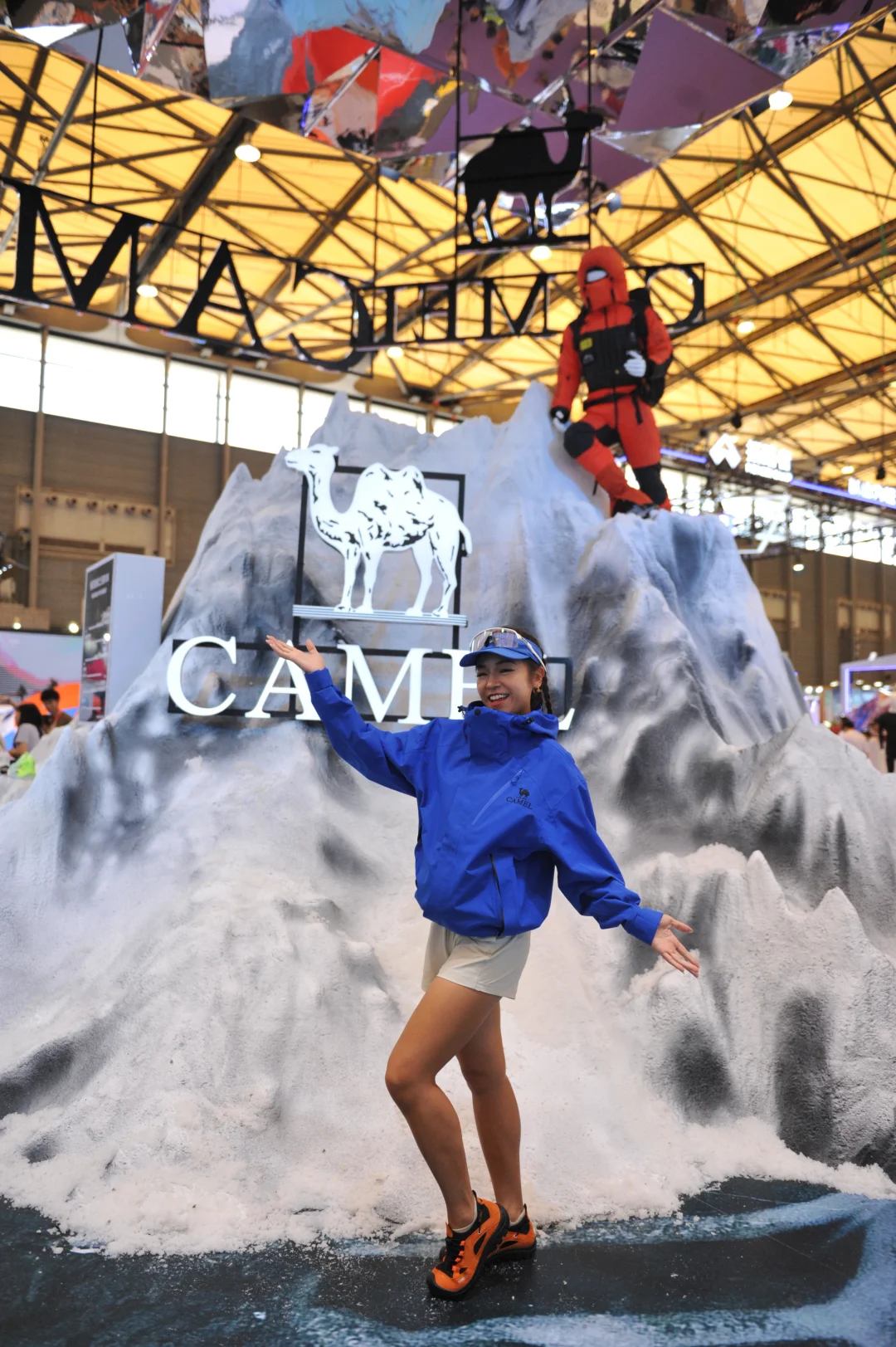 在ISPO被“重塑”了？！骆驼展位玩到上头！🚀