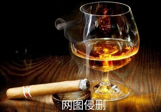 文笔挑战，新联邀对。
[微风][微风][微风][微风][微风]
上联：烟是和气草