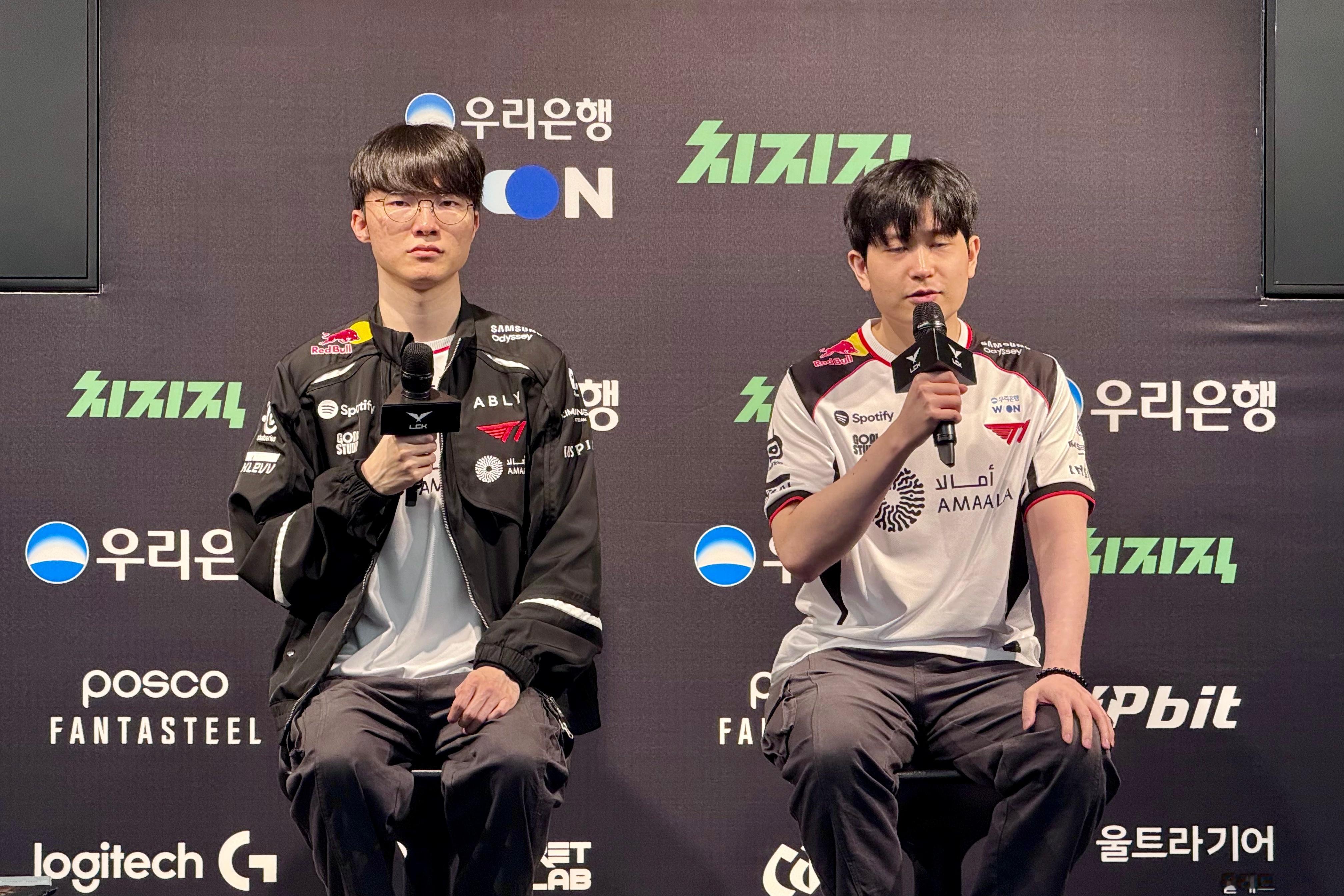 T1的代理监督Tom和中单选手Faker接受赛后胜者采访lehends回归首发k