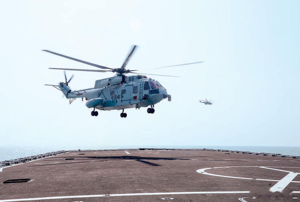 Z-8CJ在071起降 