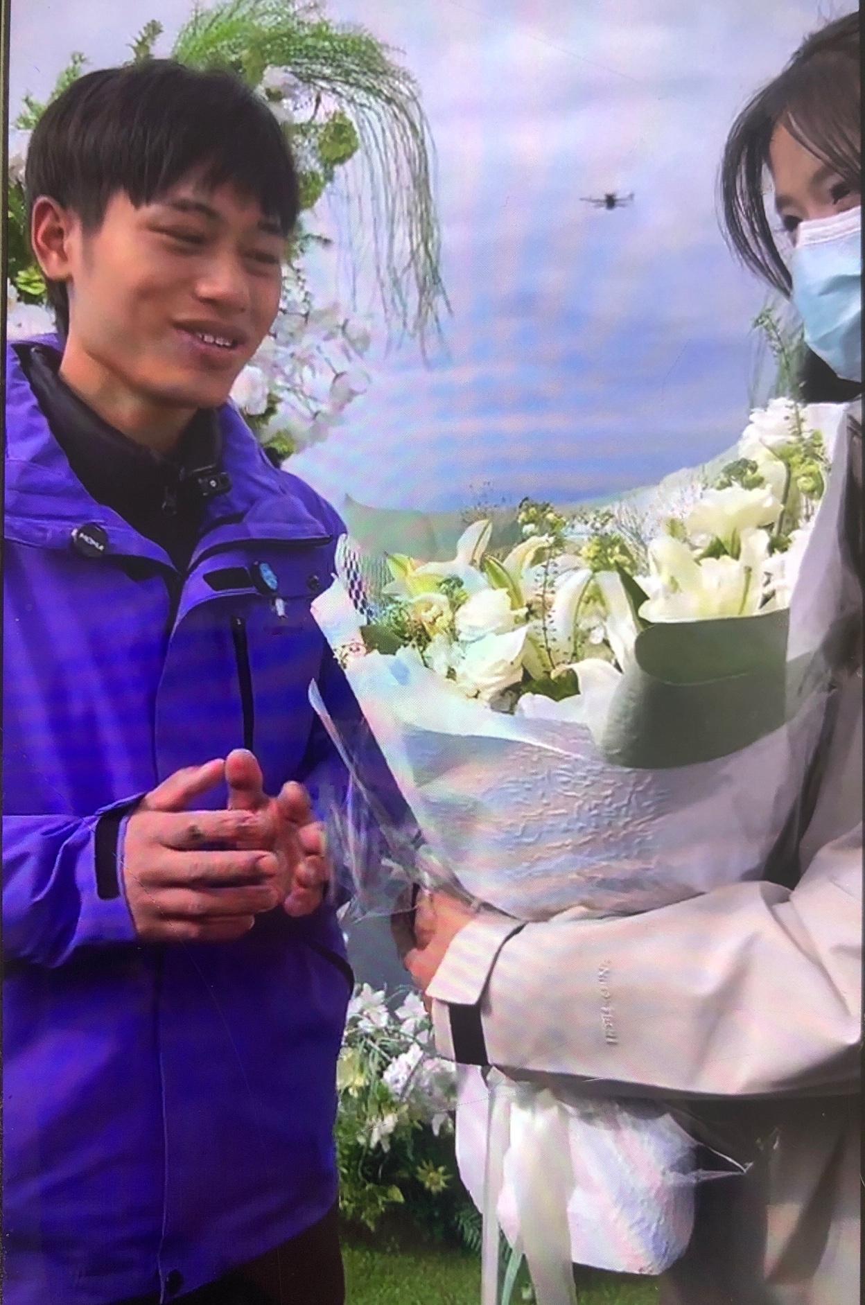 林北求婚出现了小插曲，表白不到一分钟就潦草的结束了。这大概就是人生，总会有意外和