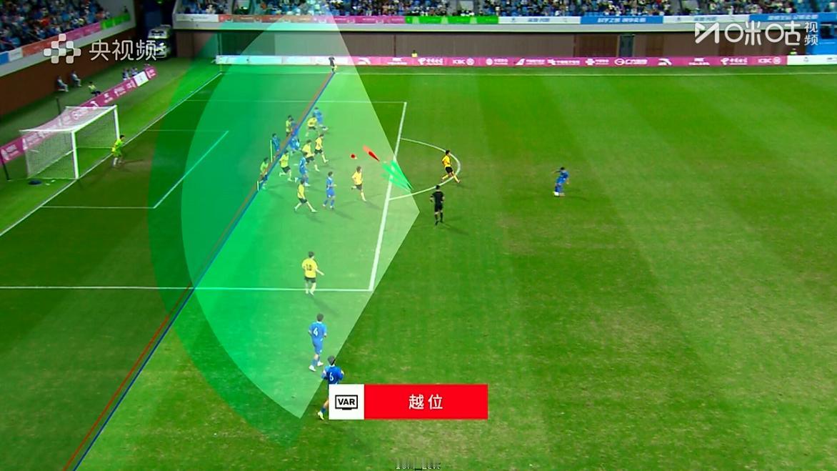 进球被吹！梅帅军头球破门，广东U20率先进球又被吹。
全运会男子U20决赛，比赛
