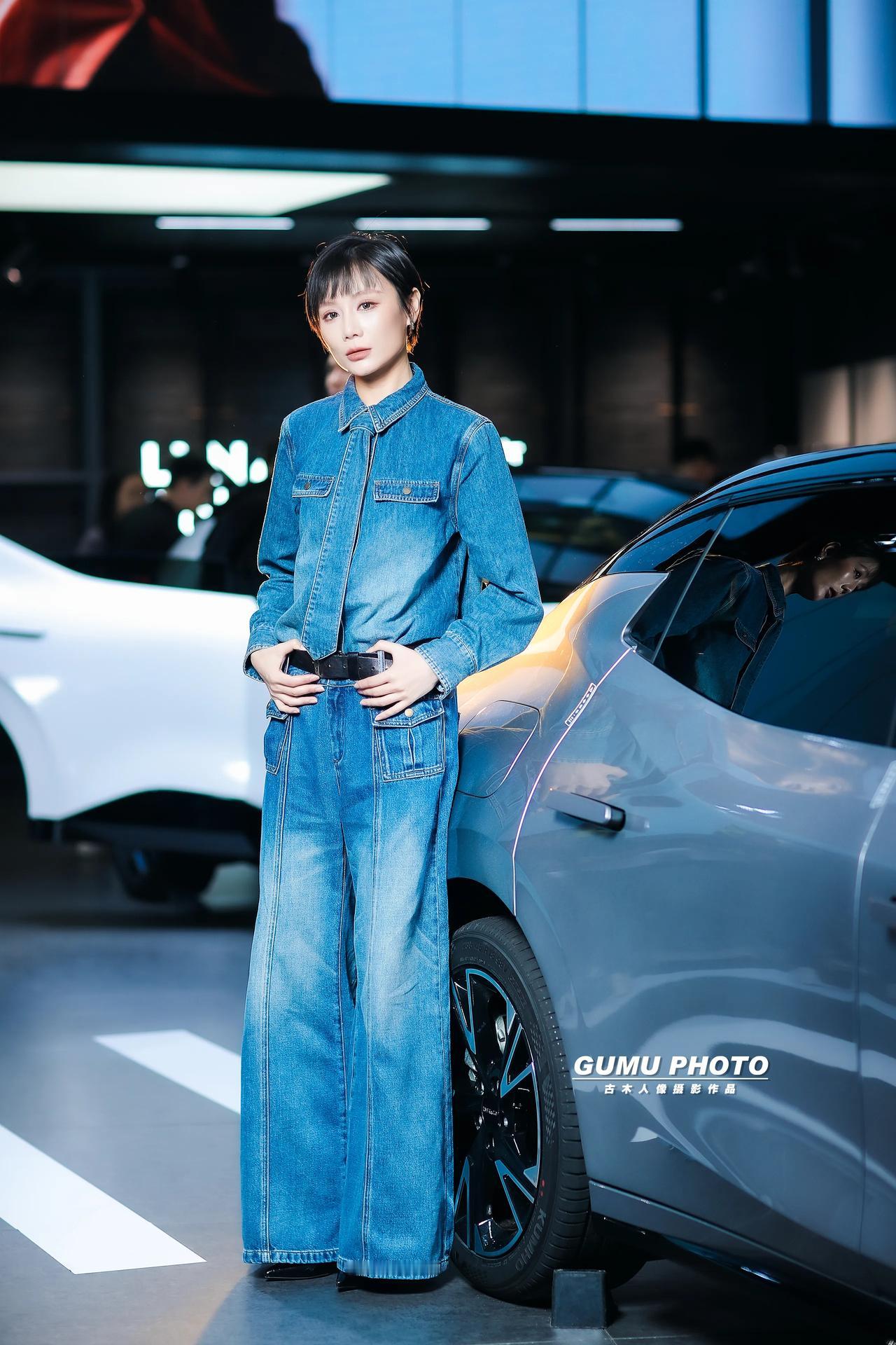 2026重庆车展领克展台模特