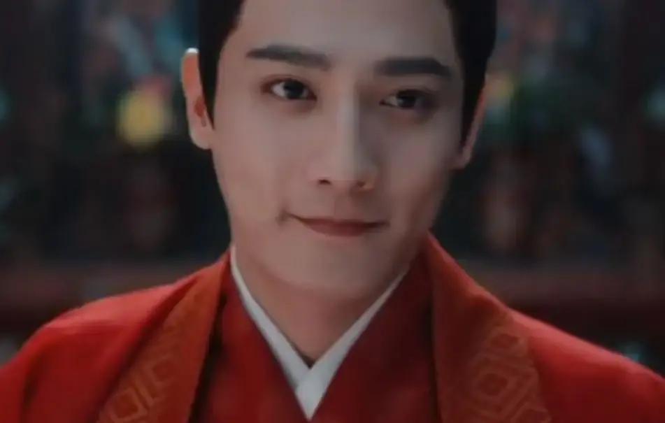 3亿播放，他先亲后撕合同
 
陆江来递茶那秒，全网以为磕到真糖。镜头一转，他把荣