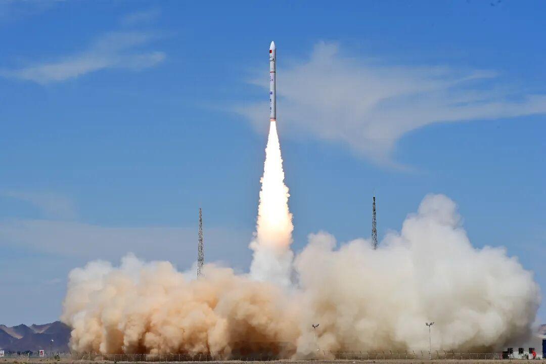 【早安丨航天历史上的今天 】2023年7月22日，谷神星一号遥六运载火箭在我国酒