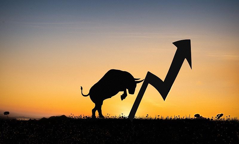 12月的第一缕阳光已照亮盘面！祝各位股民朋友在新月份里顺风顺水，持仓全线飘红，波