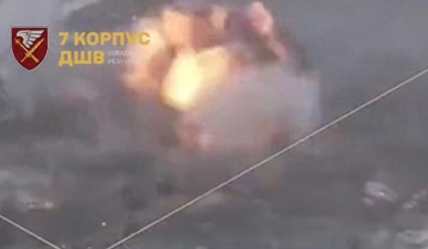 【48 小时毙敌 976 人！乌军无人机在红军城重创俄第 76 空降师】顿巴斯关