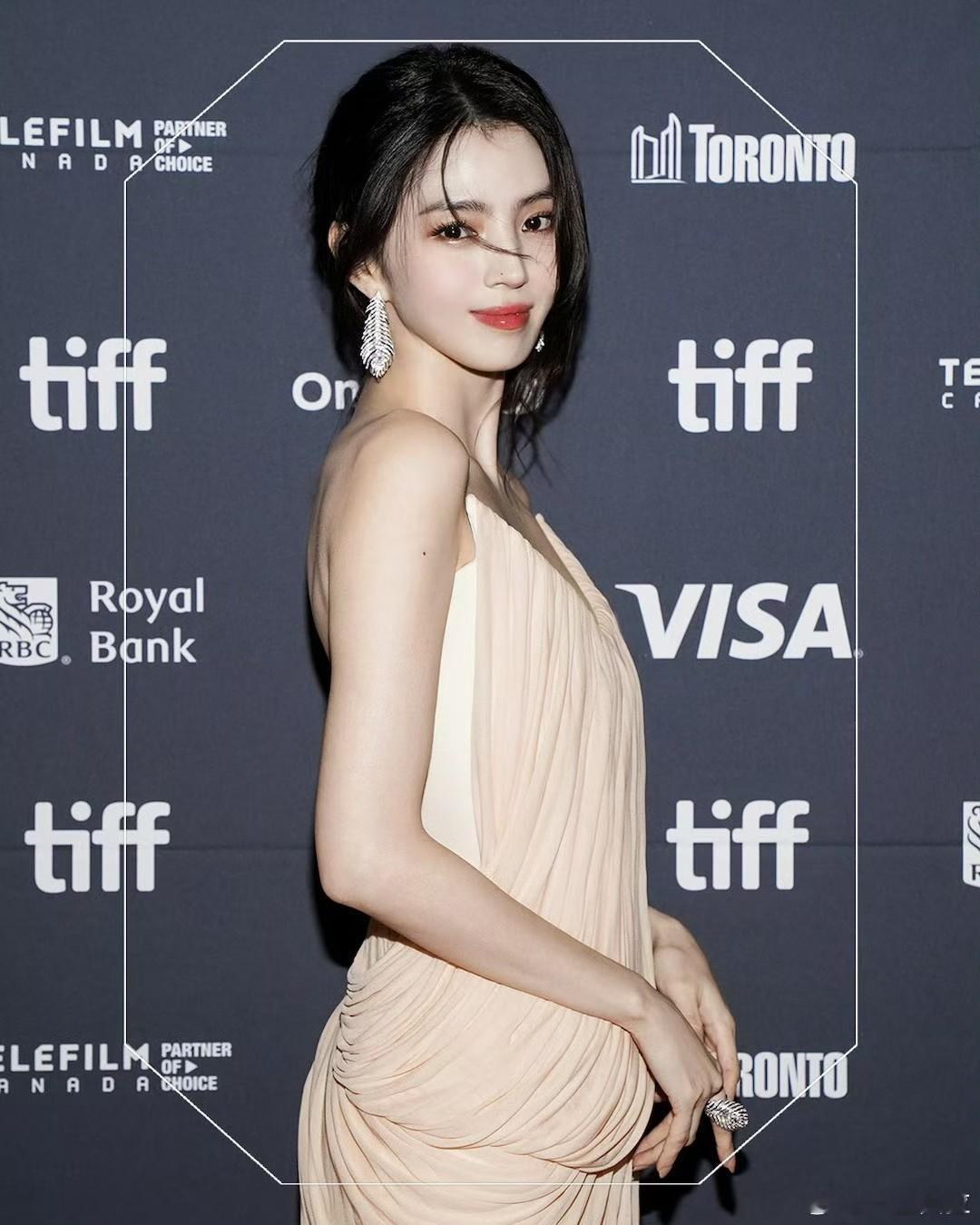 宝诗龙好爱韩素希韩素希也是真的美 ​​​