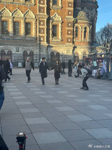 李纯马頔录制妻子的浪漫旅行妻子的浪漫旅行开录 救命，马頔在俄罗斯街头的路透图也太