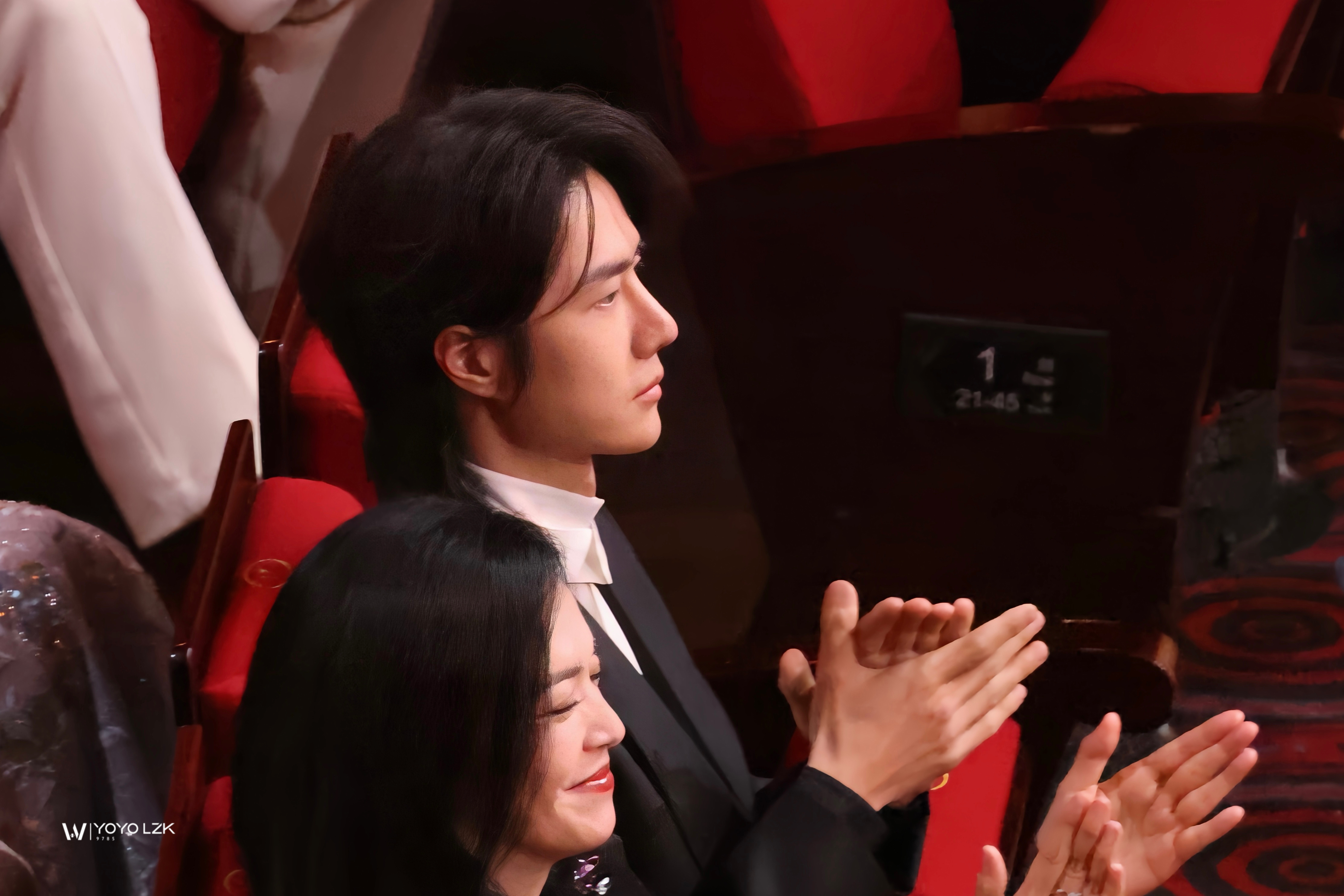 电影人 演员 王一博华表奖首位90后影帝提名 