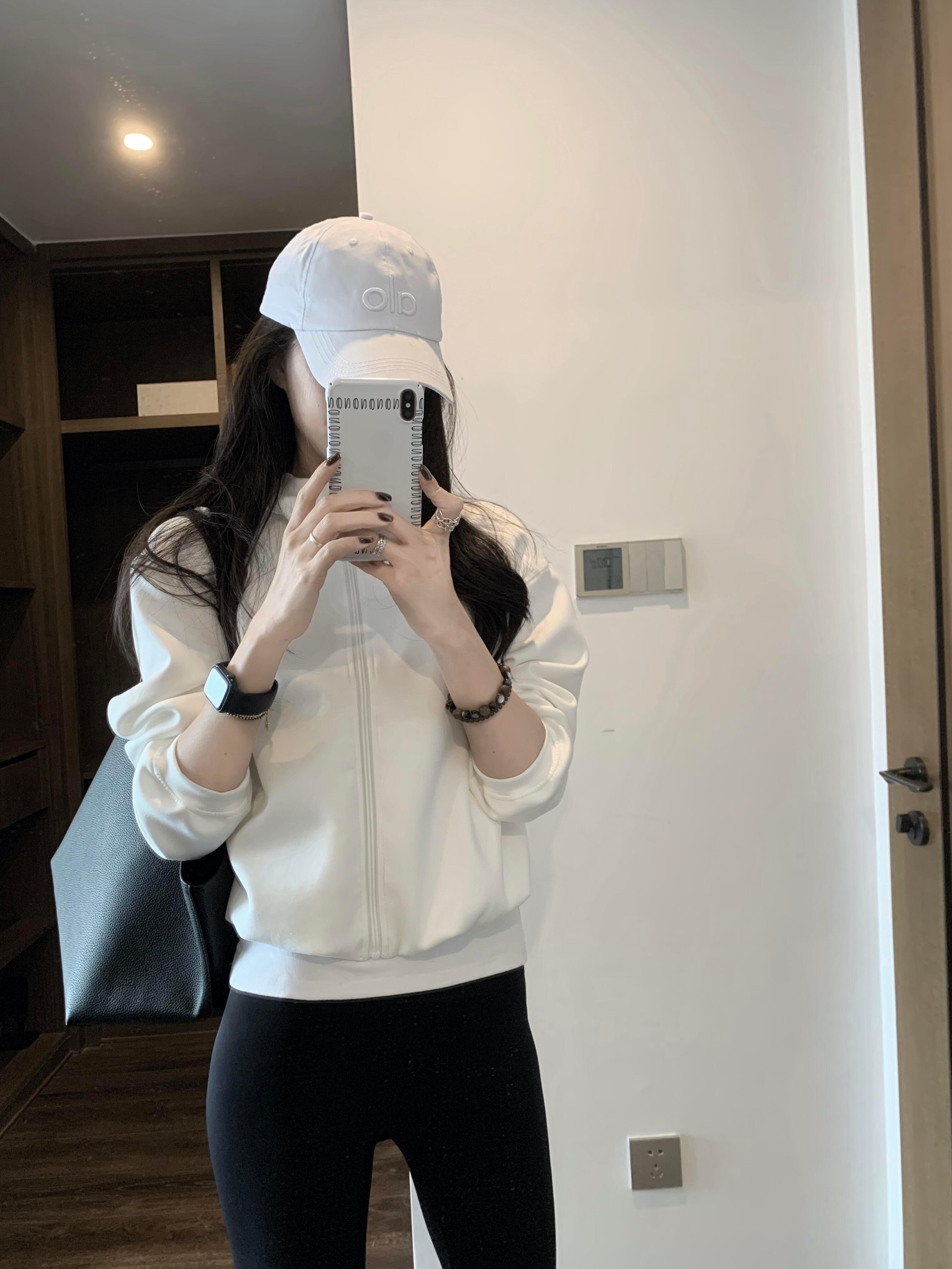 初入职场小姐姐的ootd，没毛病 ​​​