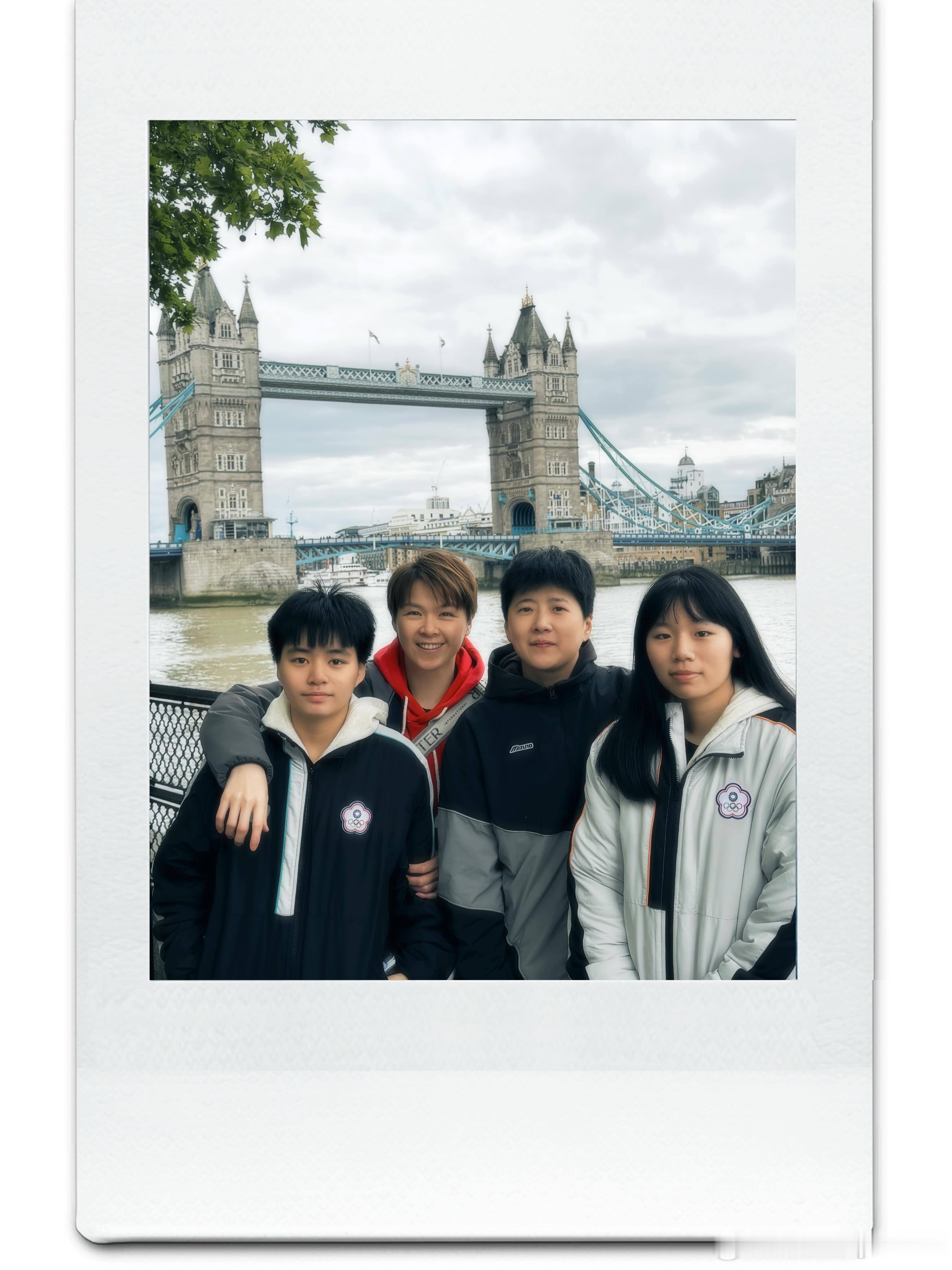 tpe女团in London 🇬🇧 