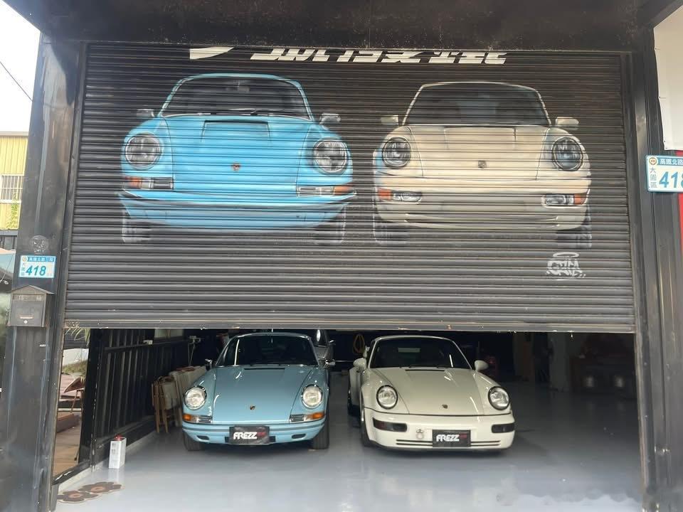 台湾老车Porsche 911 車庫[照相机] ​​​