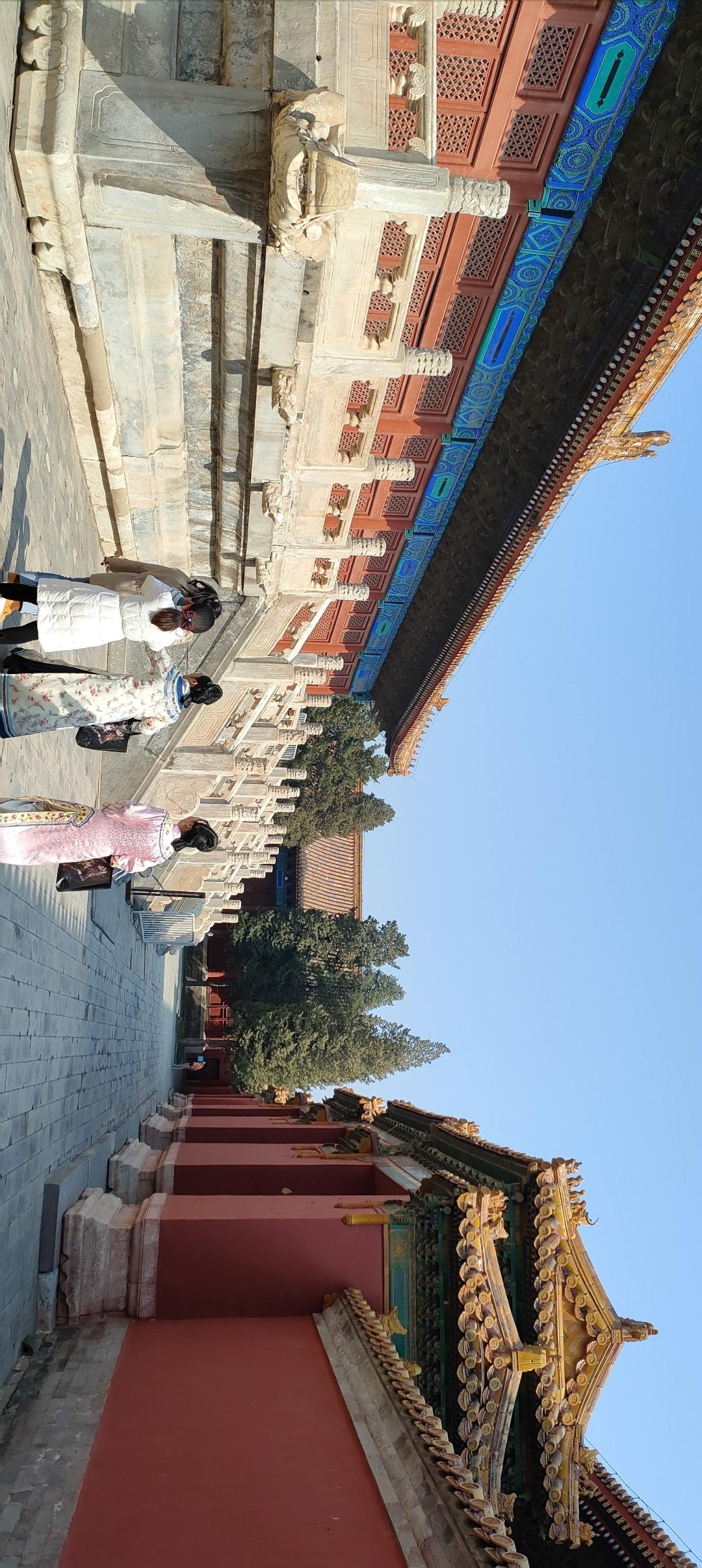 打卡故宫，感受皇家气派与历史韵味！👗🏯