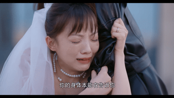 女性互助从来不论立场网剧假面迷情尤尤的台词简直是女性成长的金句集合，《假面迷情》