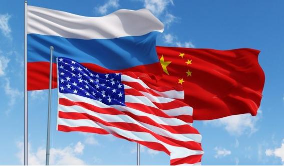 中国为什么不希望美国倒下？说白了，如果美国失去“世界霸主”地位，咱们极有可能面临