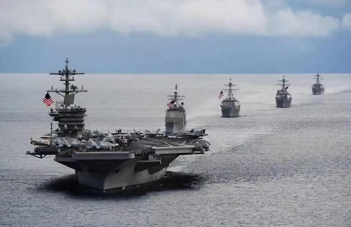 南海仲裁案一开始就是冲着开战来的，美国让菲律宾在前面当枪，给五眼联盟找一个发动“
