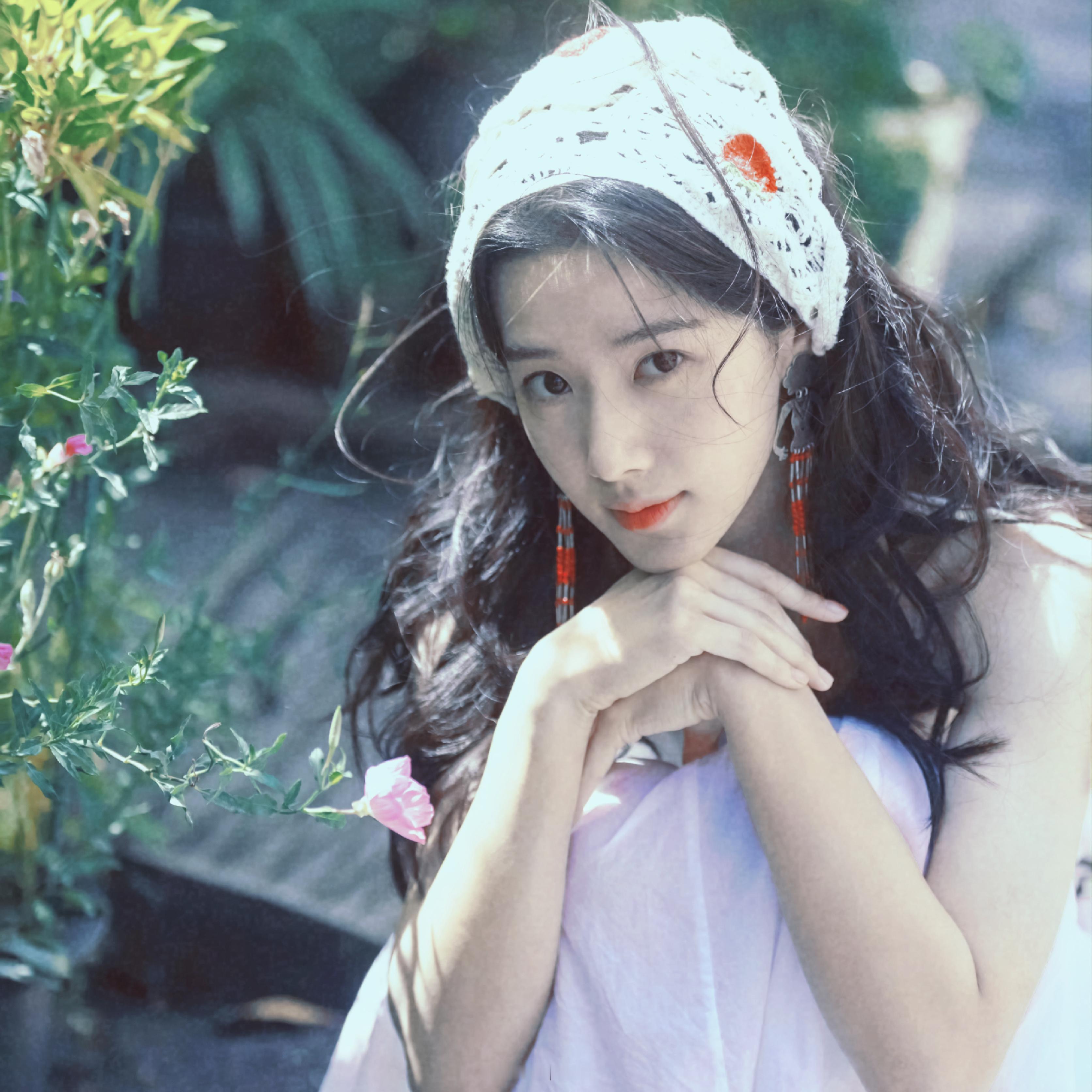 在绿意里 做一个长长的梦💭卢昱晓 ​​​