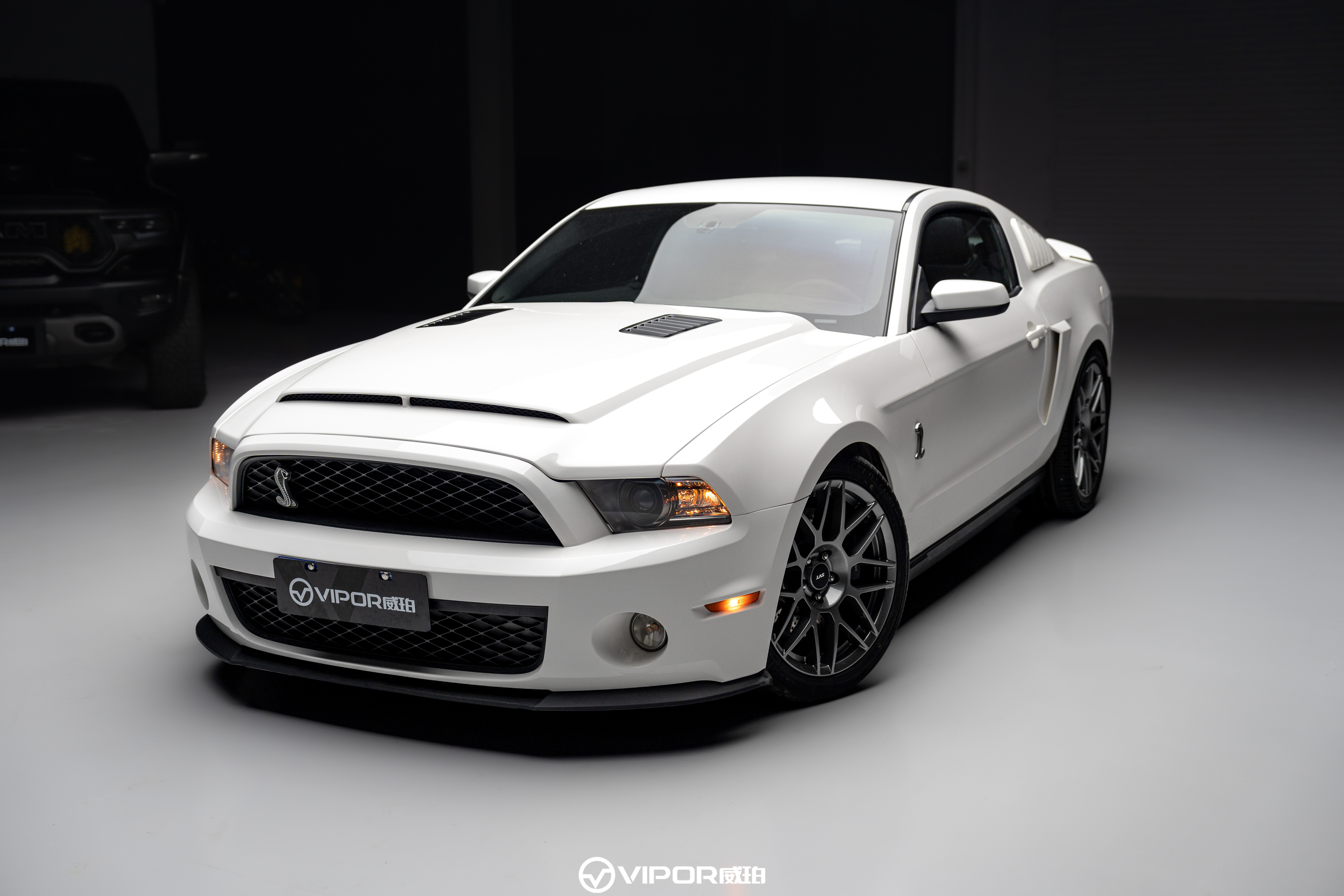 第五代野马 谢尔比GT500 5.4 V8 手动挡！基本原厂状态，超新内饰！完美