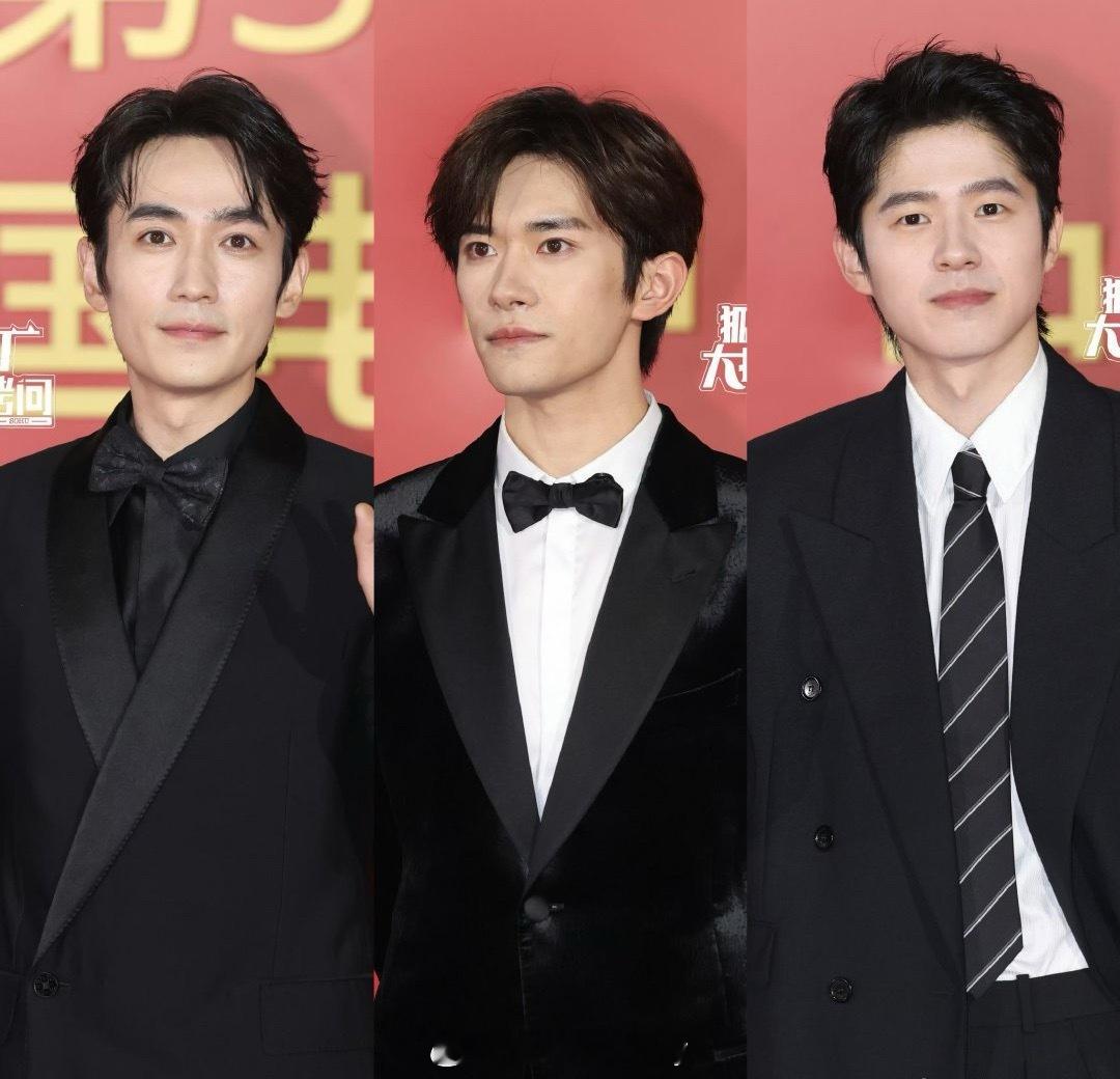 朱一龙刘昊然易烊千玺金鸡奖红毯造型生图，三位今天都是影帝提名