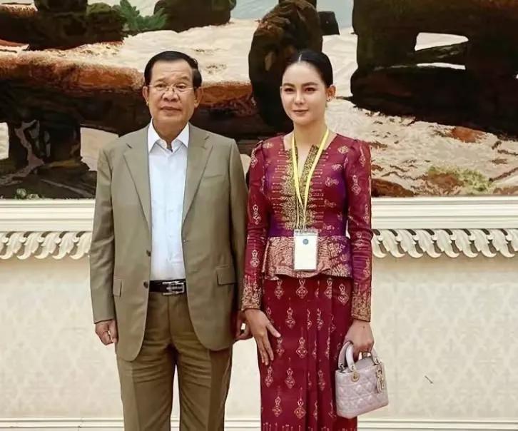 柬埔寨美女副市长蒂淑婉塔撞到洪森枪口上了，成了柬泰冲突失败的替罪羊。据报道，洪森