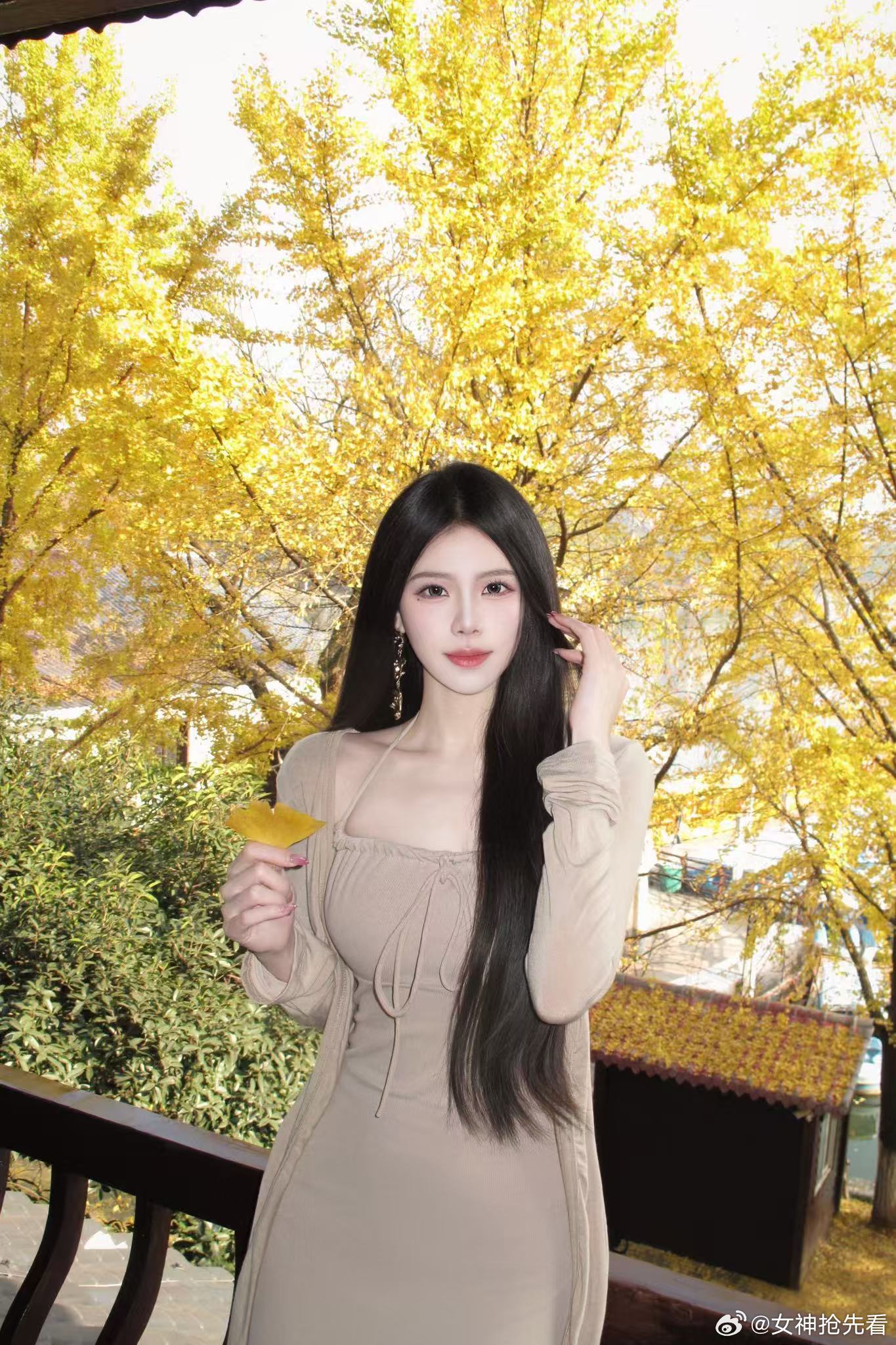 好看的小姐姐小姐姐抄送      