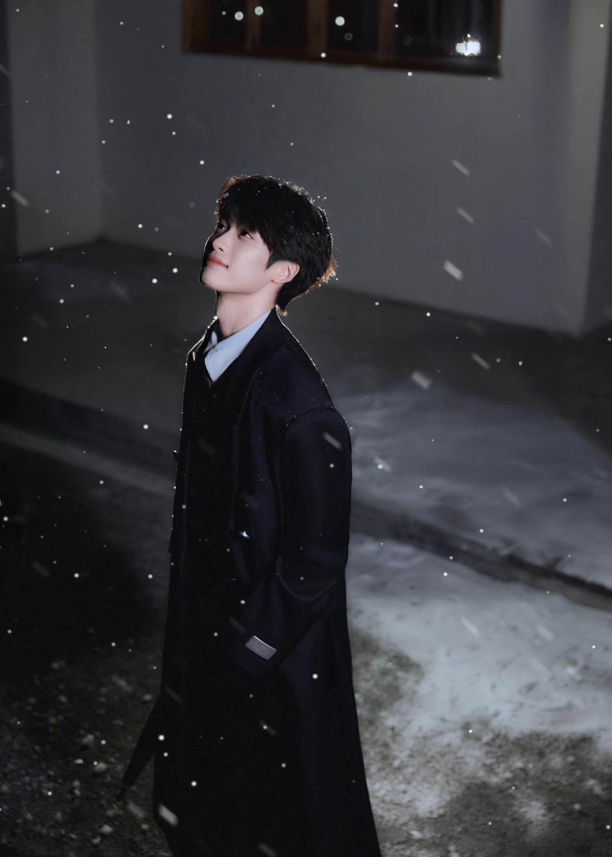 梓渝zy网易严选代言人梓渝 