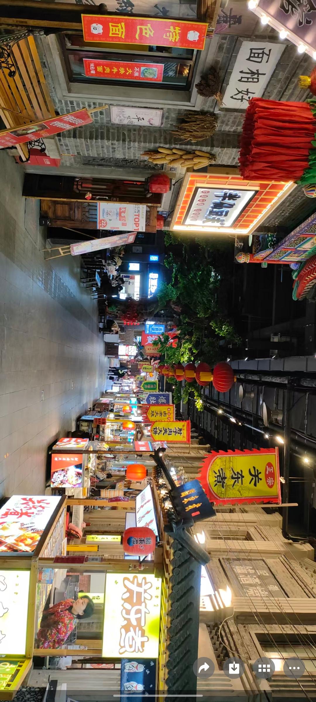 灯火阑珊处，美食与文化交织的夜市，等你来探索！🌟🍜🏮