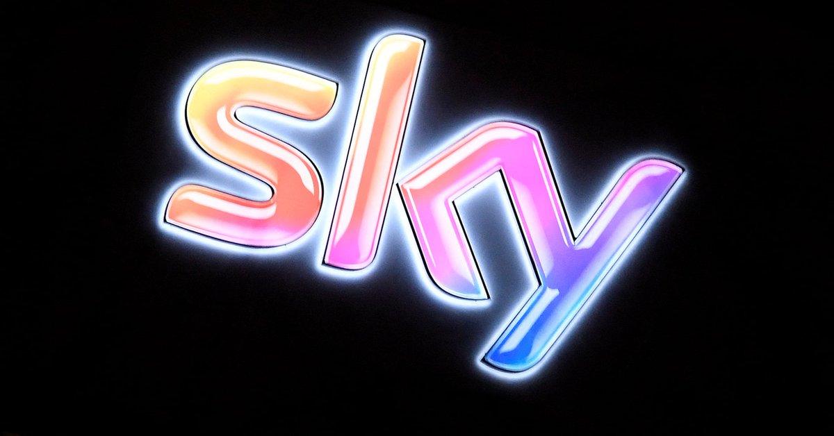 [To learn English]
British broadcaster I