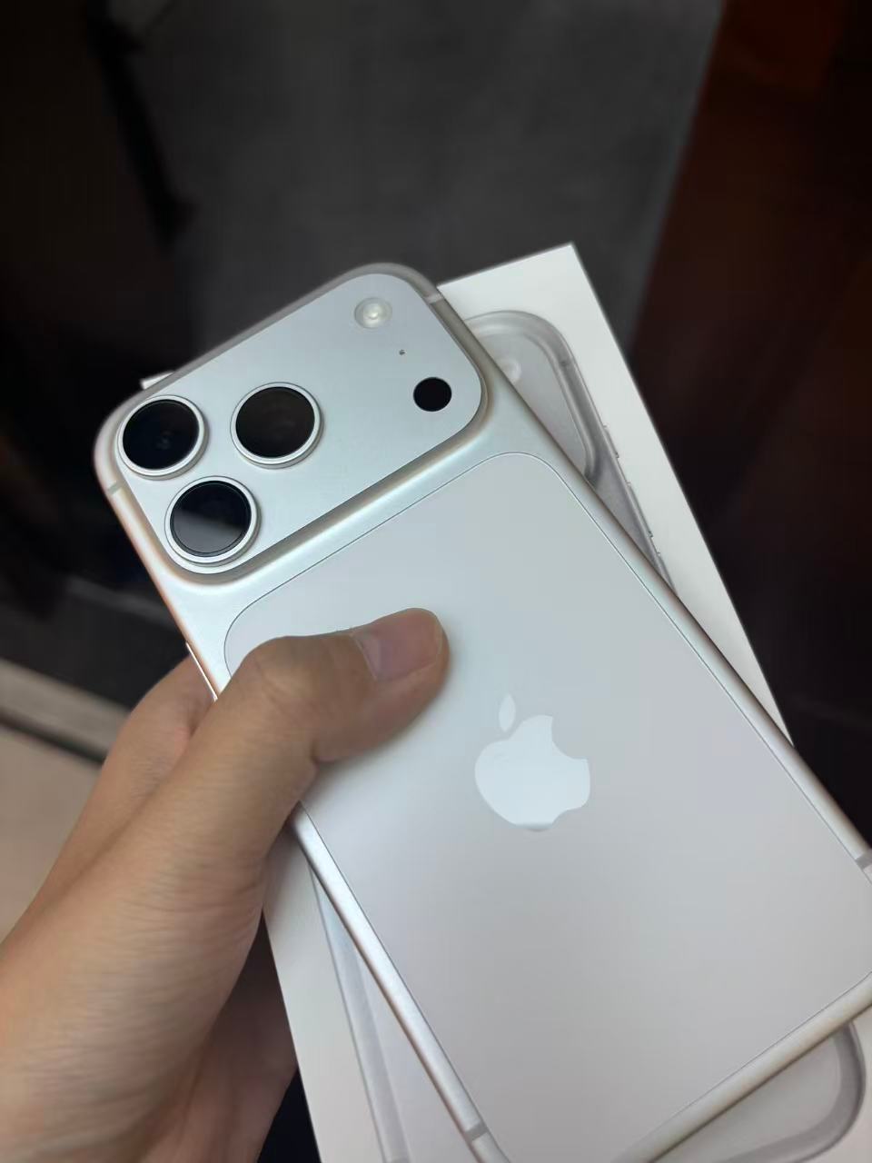 上班第二天还没挣钱就先花钱了 我的胆子真是肥嘟嘟[泪奔][泪奔][泪奔][泪奔]