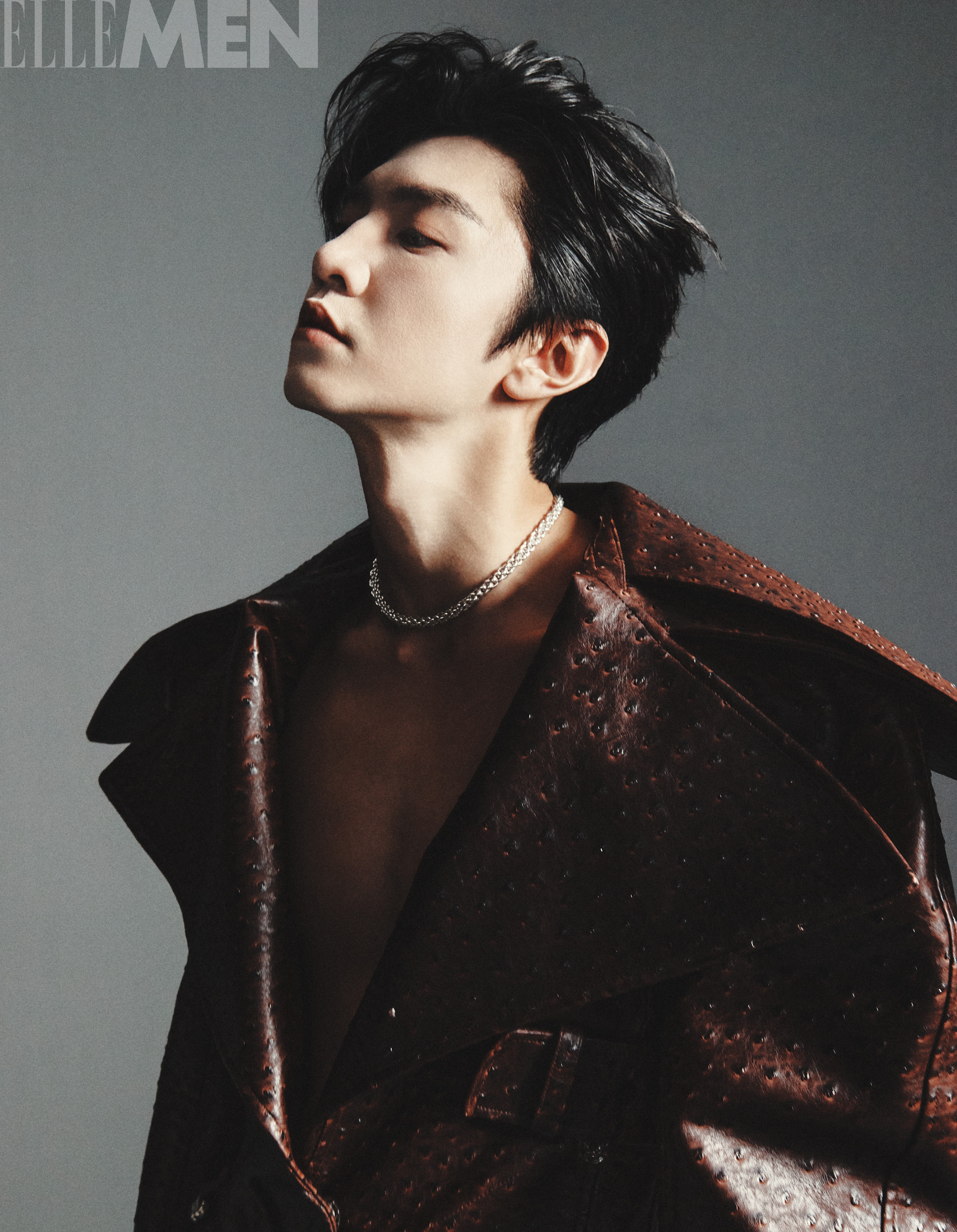 陈哲远 × ELLEMEN June 2026.陈哲远出镜「ELLEMEN 睿士