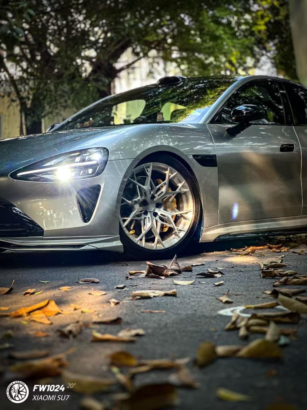 小米SU7 & FW1024前20x9J / 后20x9.5J开启极速定制服务 