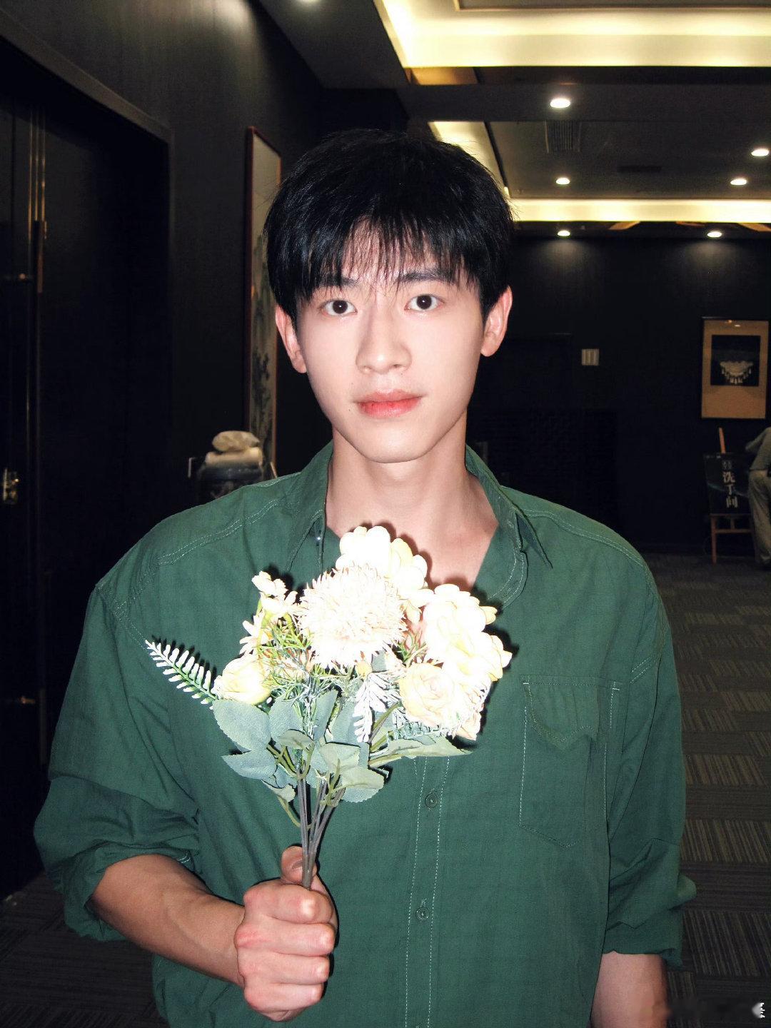 小芳大结局小伟完成自我成长学会换位思考，主动分担育儿压力体恤家人辛劳，今晚七点去
