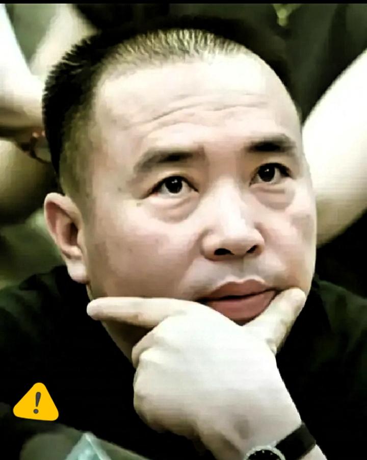 背叛的代价：谁在给毒蛇递刀？
 
1999年，公安部下达抓捕赖昌星的指令，赖昌星